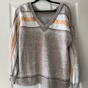 BKE Reversible v neck sweatshirt size large